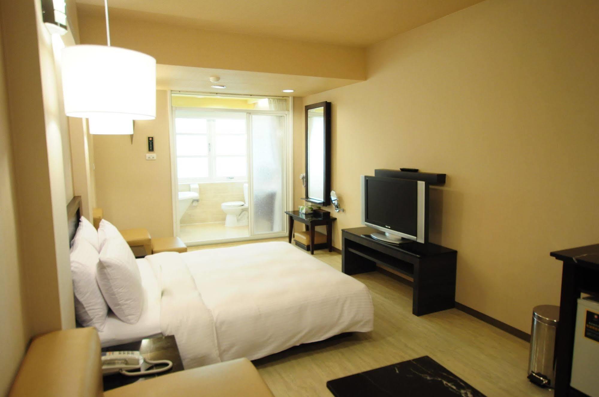 Kindness Xin Jue Jiang Hotel Kaohsiung Exterior foto